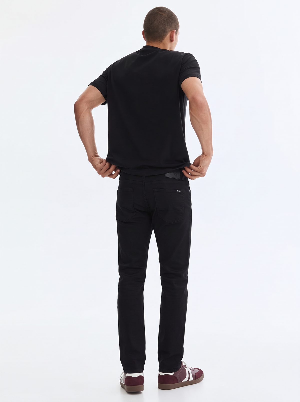 Dash Astro Black Jenes
